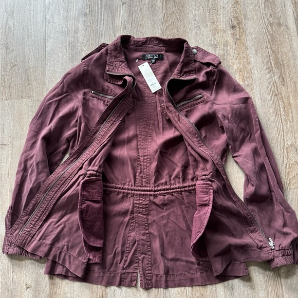 Francesca’s Trixxi Burgundy Zip Shoulder Tab Military Field Jacket - Picture 4 of 5